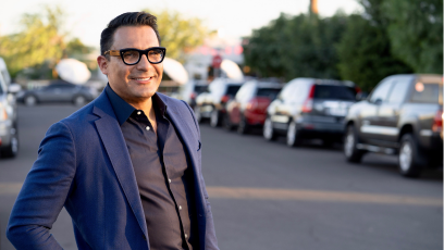 Award-winning architecht and designer Oscar De la salas will give the commencement keynote address for Phoenix College's graduation ceremony