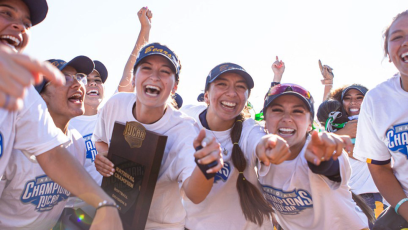 Phoenix College Bears Women's Softball - 2022 National Champions - Photo Credit: NCJAA