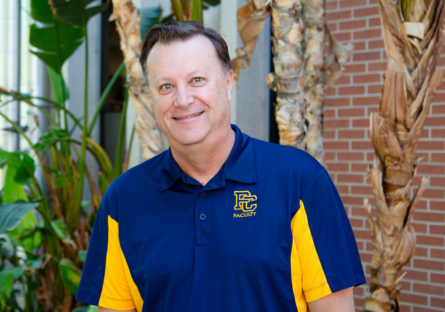 Phoenix College Business Department Chair Dawson Dopp was instrumental in coordinating student services on campus to provide white glove service to grocery story partners and their food industry professionals pursing their Retail Management Certificate