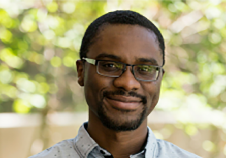 Dr. Toyo Trenou